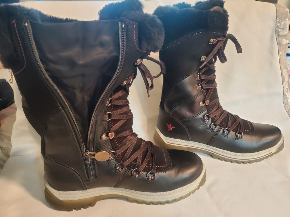 Santana Canada Women's Marinda Winter Boots. S41